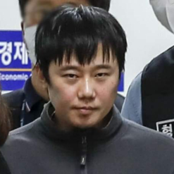 Sáng ngày 12/10/2023, Toà án tối cao tuyên án Jeon Ju Hwan (31 tuổi) tù chung thân vì tội sát hại nữ đồng nghiệp