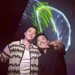 ⚡️SEUNGRI ĐẾN TPHCM, VIỆT NAM VÀ CHỤP ẢNH CÙNG VLOGGER PHỞ ĐẶC BIỆT